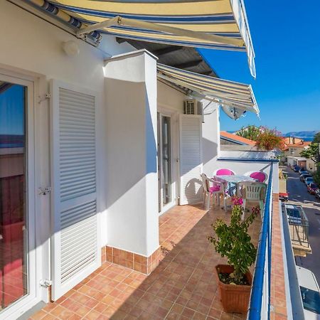 Klement Apartment Crikvenica Exterior photo