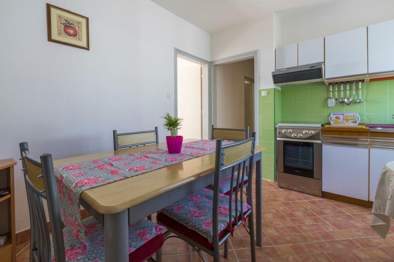 Klement Apartment Crikvenica Exterior photo