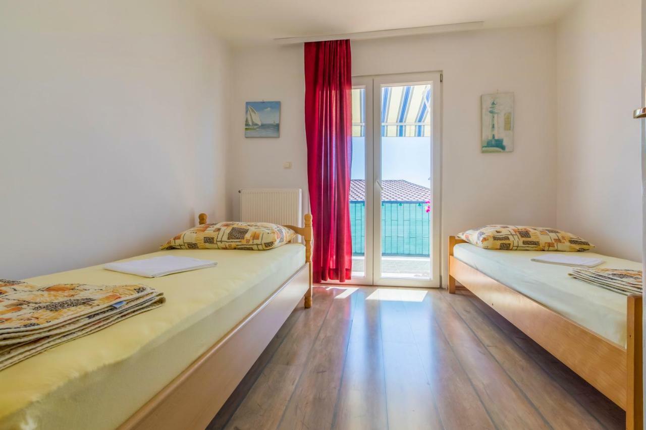 Klement Apartment Crikvenica Exterior photo